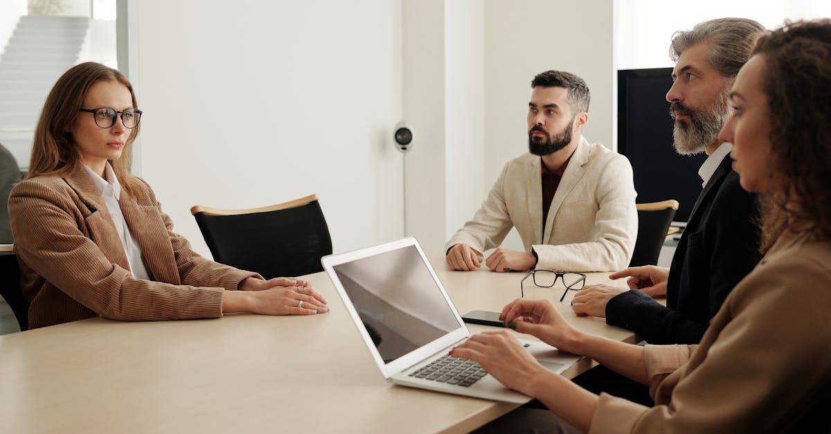 短信轰炸源码实名账号：镇江注册公司代理价格标准